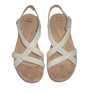 Earth Origins Leather Belle Bentley Sand White Sandals - 7W